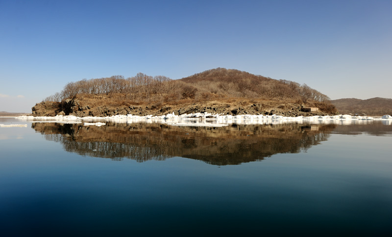 Открытие летнего сезона (морской каяк, Японское море и теплая погода)