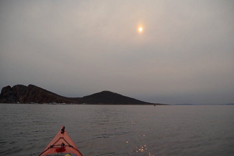 Весеннее равноденствие на морском каяке