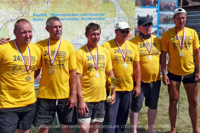 Вот он! Великий "МУСТАНГ"!&nbsp;
(Фотография гонки 2015 года) 3 место в “классе Ял-6” в гонке 2016 года

