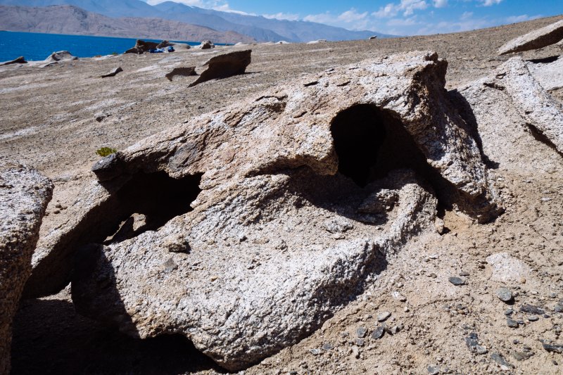 Памир 2025. На морском каяке «Вектор» по озеру Каракуль Памир 2025. На морском каяке «Вектор» по озеру Каракуль