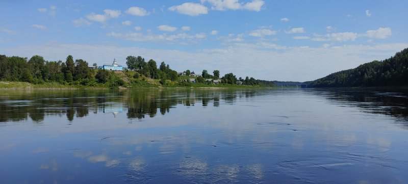 Деревня Березовая Слободка перед Нюксеницей. 