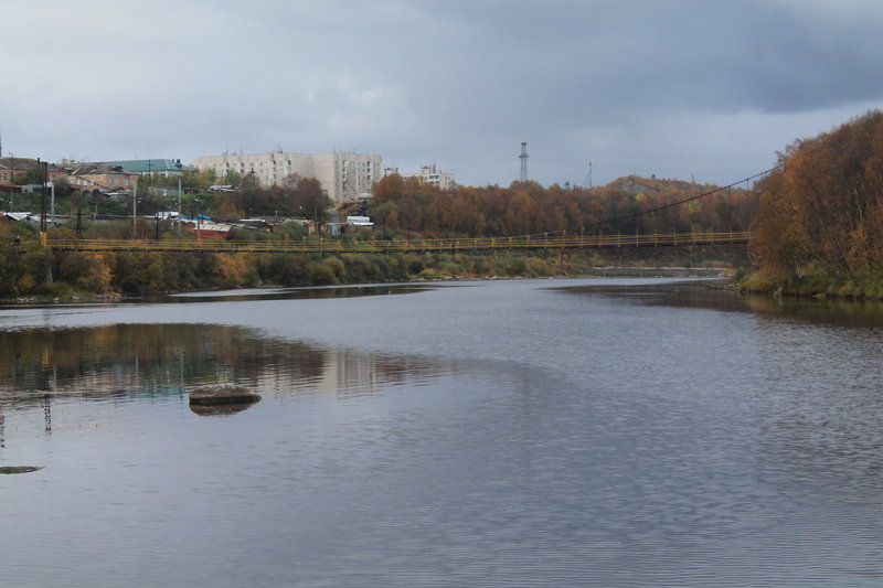 Ну вот в принципе и подошла прогулка к концу, жаль, что все хорошее быстро заканчивается, так проведя в пути три с не большим часа и пройдя 15 км пути, мы причалили к берегу, где местная собака нас с великой радостью встретила.